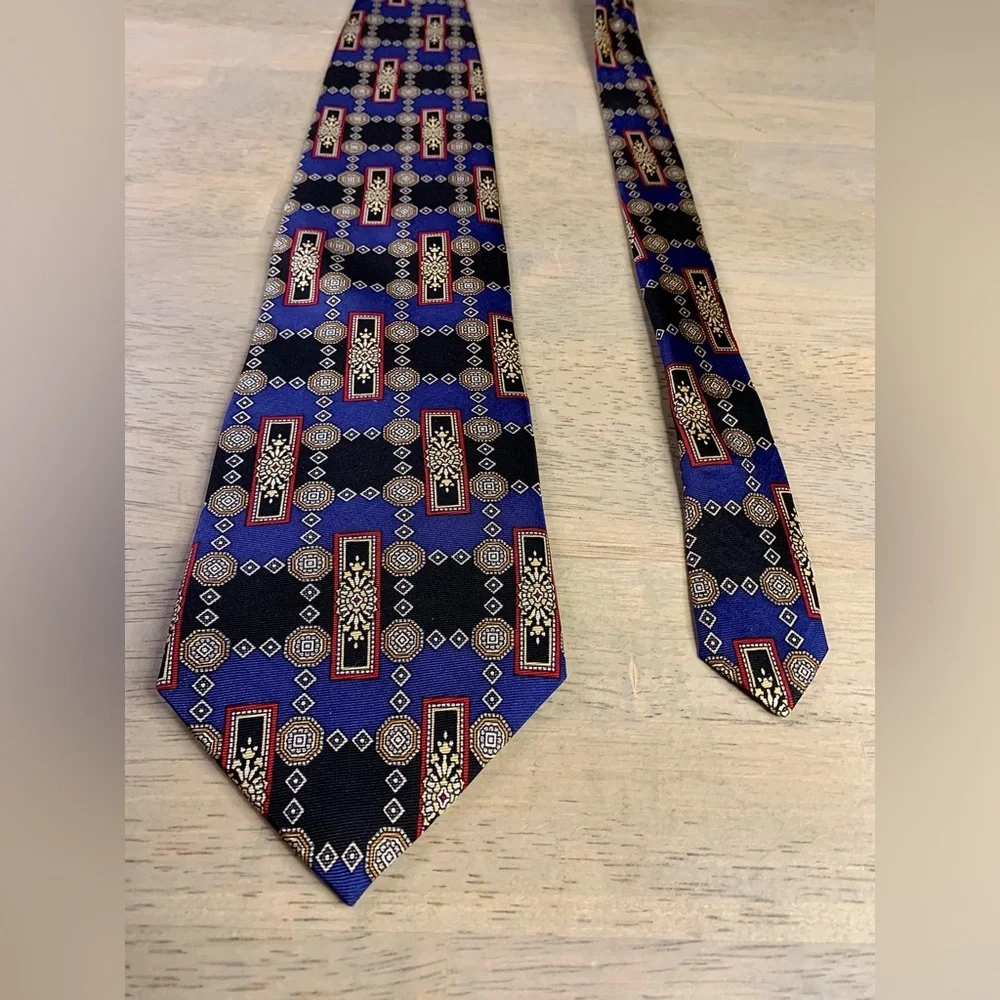 Boston Harbor Multicolor Geometric Men's Tie Silk 3.75